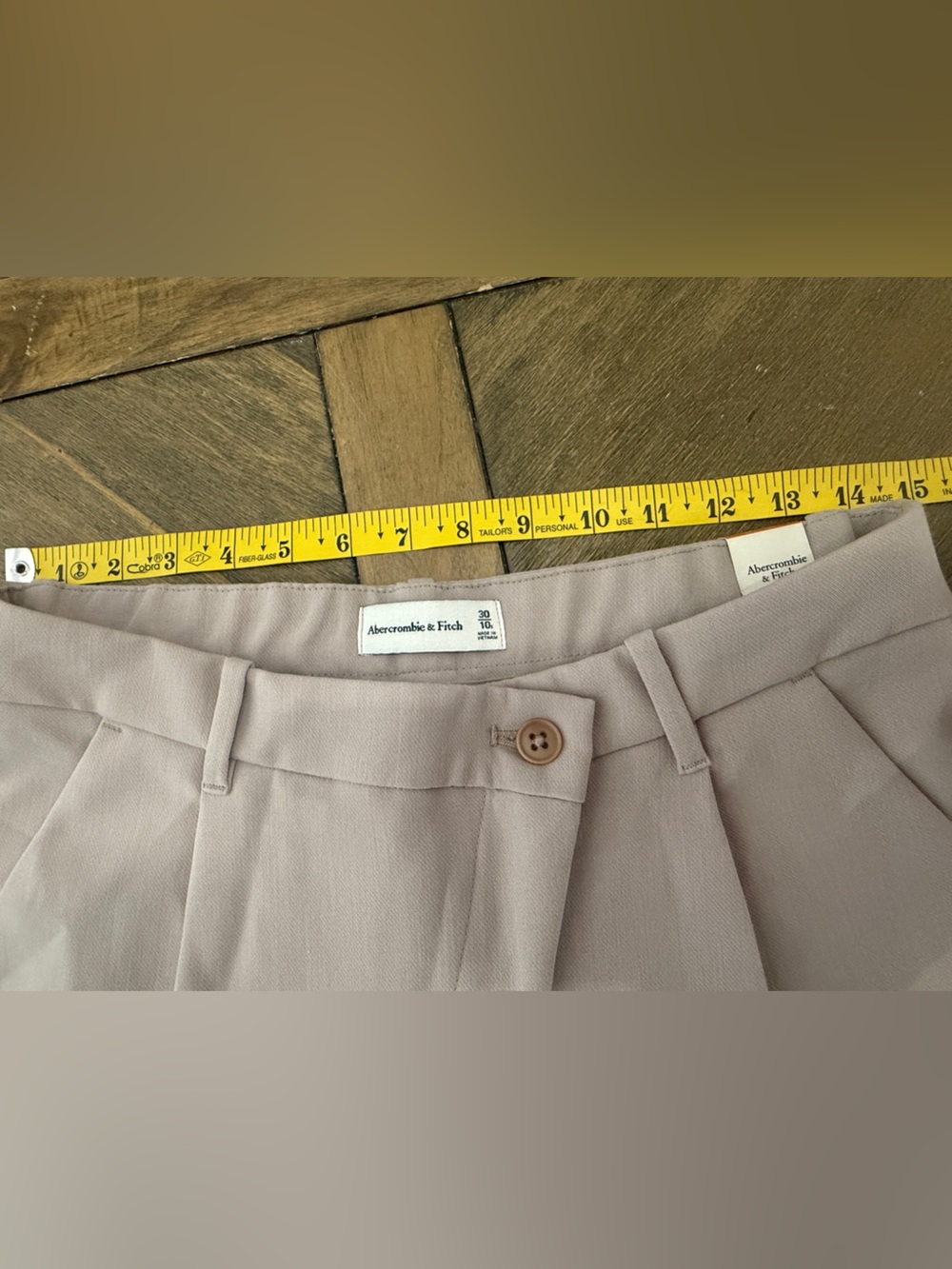 Abercrombie & Fitch NWT Tailored Asymmetrical Pleated Trouser Beige Sz 30 Short - Picture 7 of 8